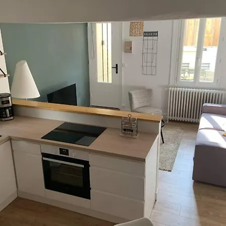 L'escapade : Maison Centre-ville Avec Cour *