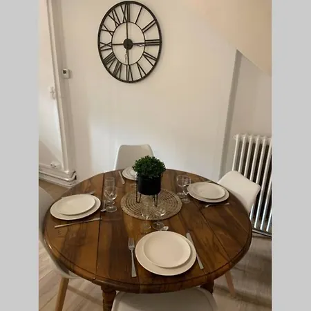 L'escapade : Maison Centre-ville Avec Cour *