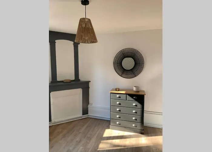 Prázdninový dům L'escapade : Maison Centre-ville Avec Cour *